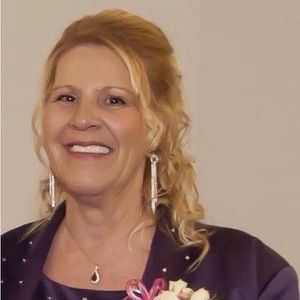 Meet your Posher, Sharon